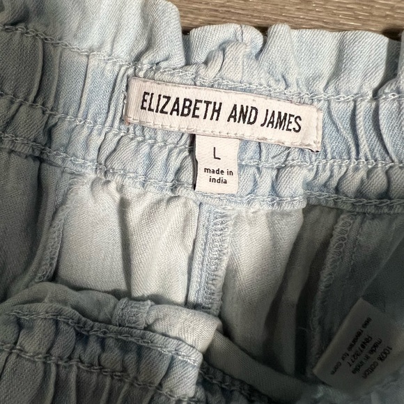 Elizabeth and James Women Shorts- Large - Picture 6 of 8